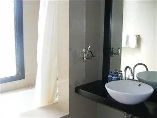S'cape Condotel Pensión 3*